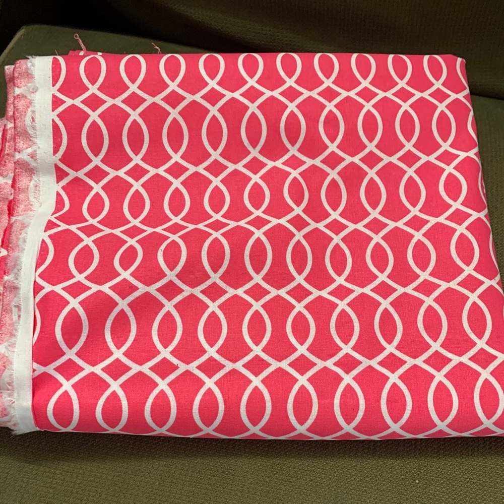4 yards fabric width 44/45”